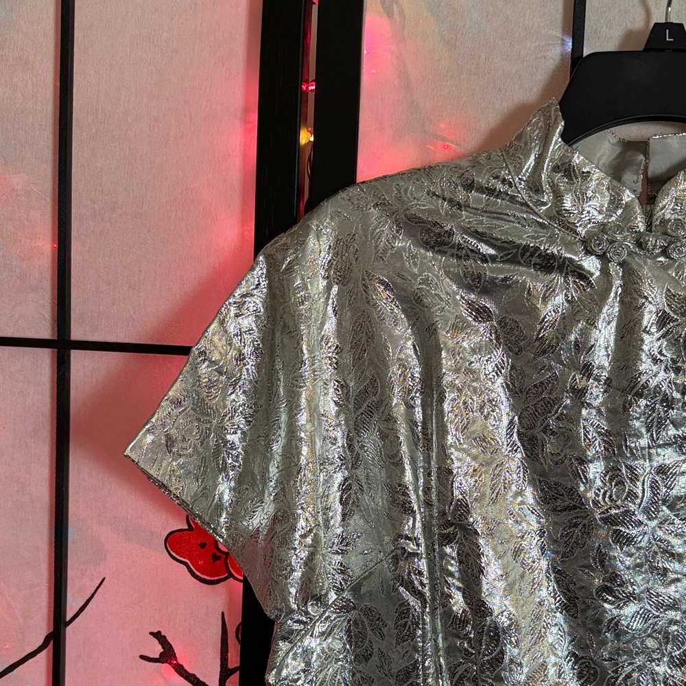 Vintage Metallic Silver Cheongsam-Style Women's Dress - Picture 15 of 15